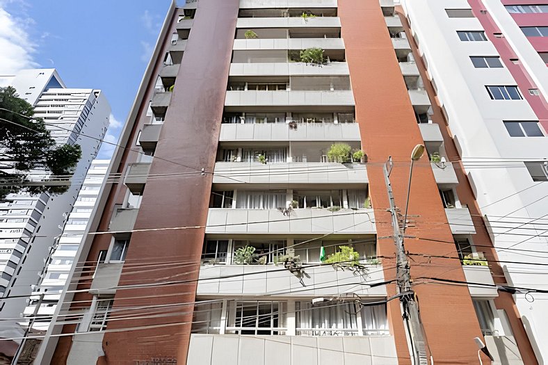 Amplo e Confortável Apartamento no Centro