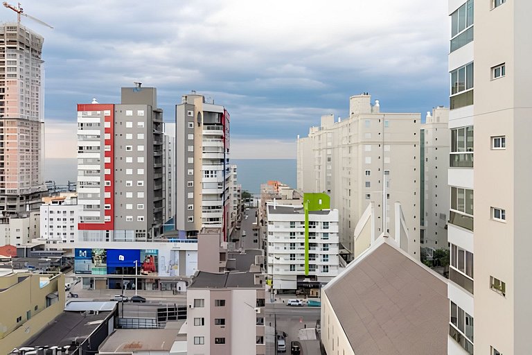 Lindo apto, pertinho do mar